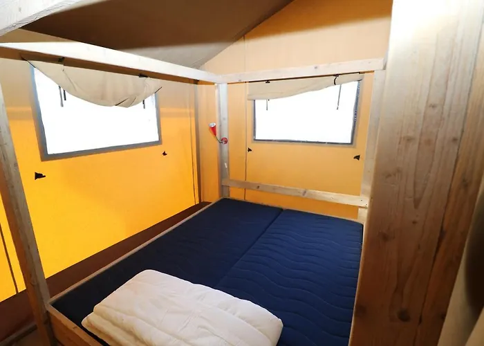 Glamping \